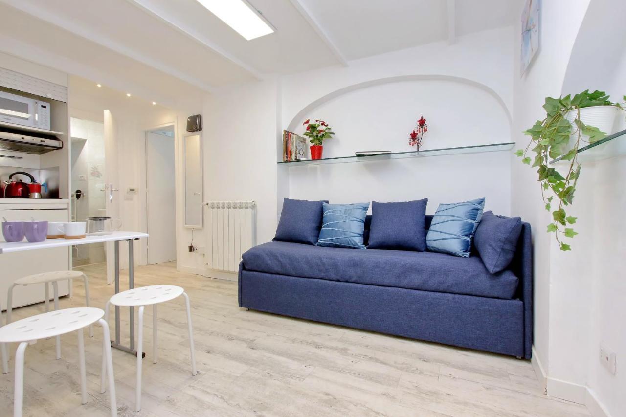 Ych-Confortevole Suite Al Colosseo Rome Luaran gambar