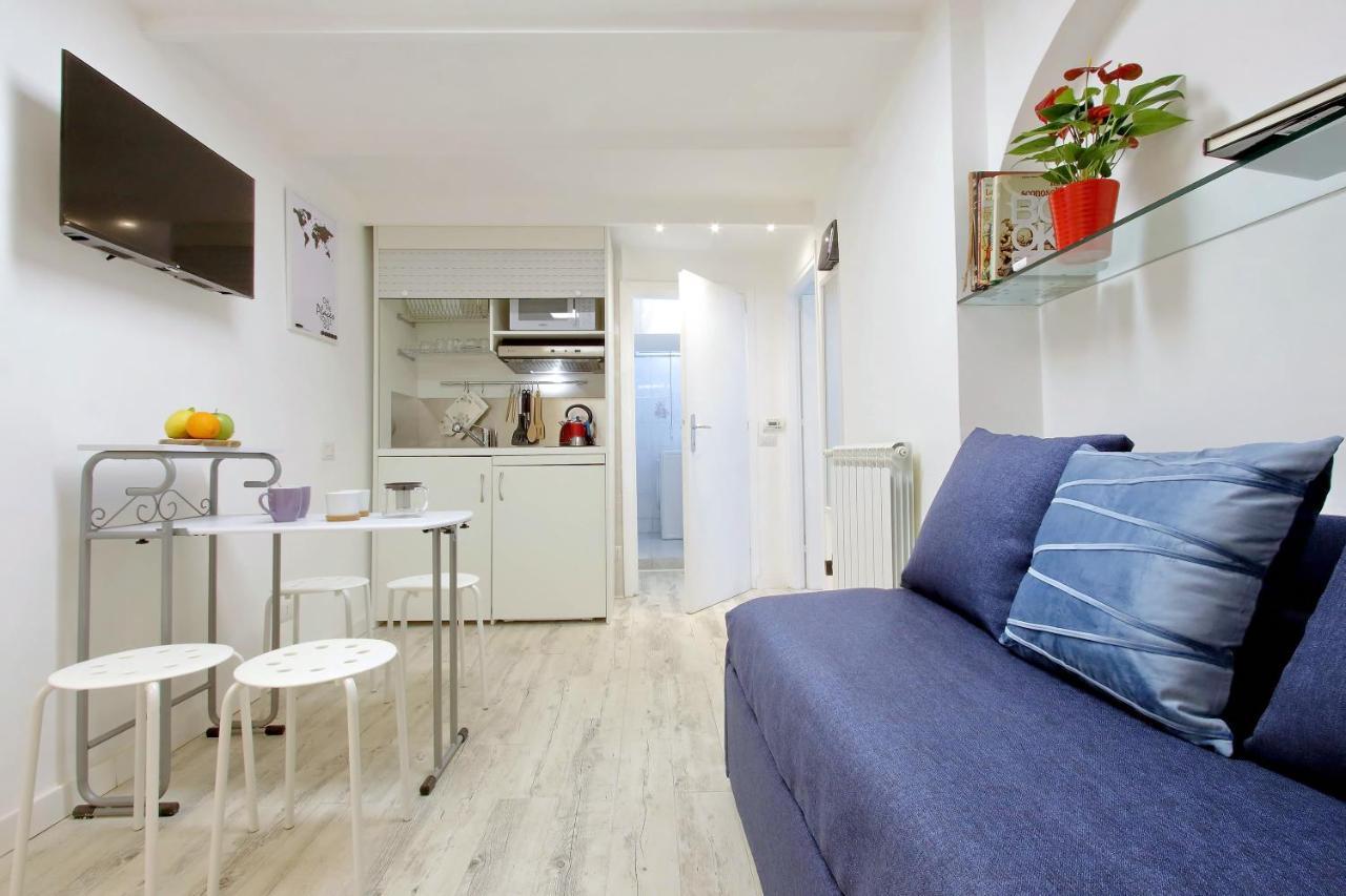 Ych-Confortevole Suite Al Colosseo Rome Luaran gambar