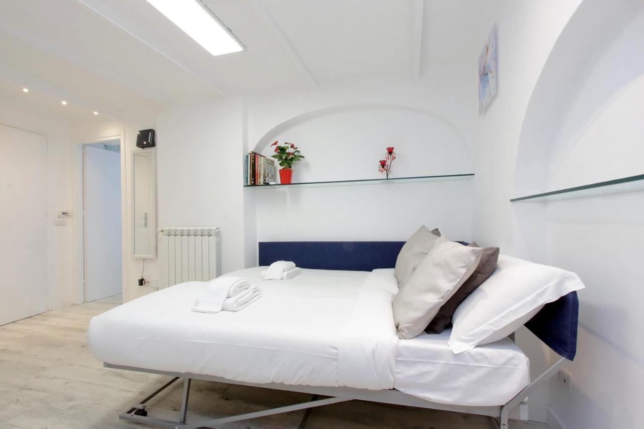 Ych-Confortevole Suite Al Colosseo Rome Luaran gambar